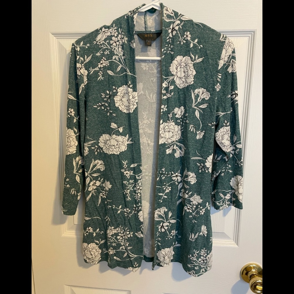 Size small open front cardigan